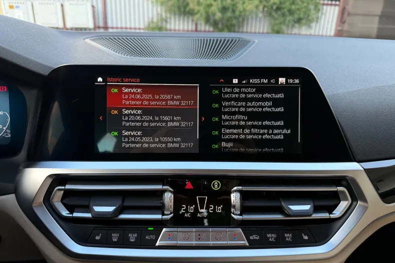 BMW 330e (Seria 3) din 2021 cu 27.249 km - oferta BMW227802 - foto 31