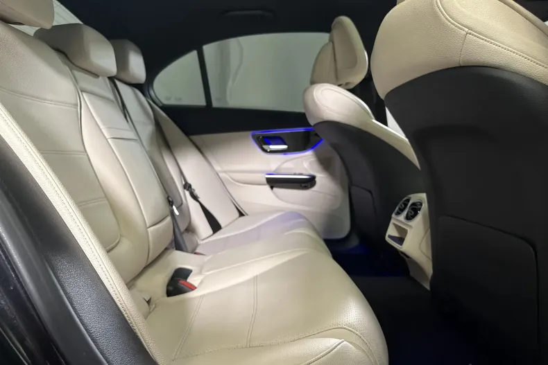 Mercedes-Benz C 220 (Clasa C) din 2021 cu 65.089 km - oferta MER227809 - foto 12