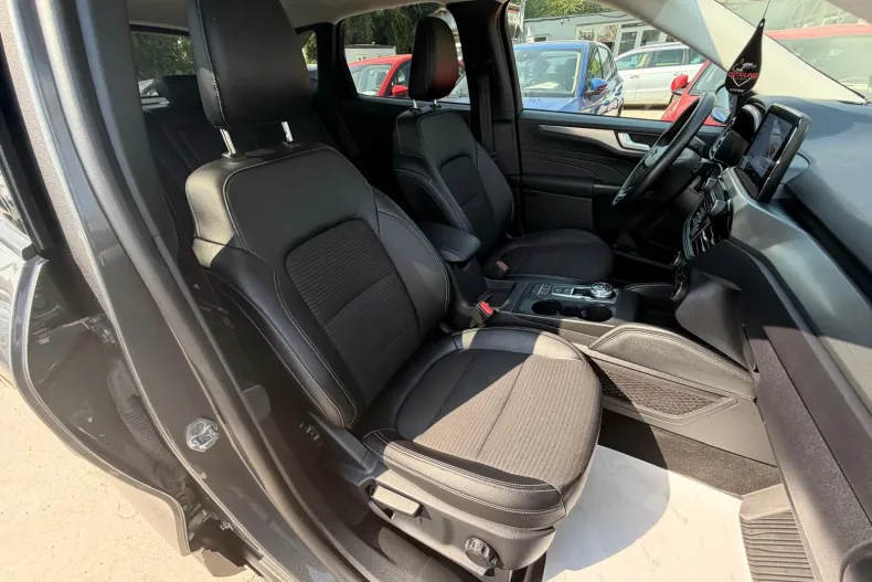 Ford Kuga din 2023 cu 120.000 km - oferta FOR227811 - foto 15