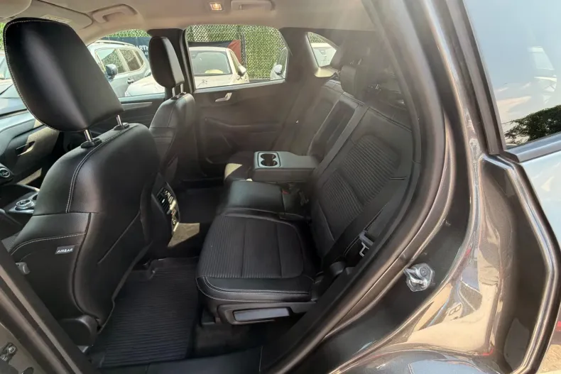 Ford Kuga din 2023 cu 120.000 km - oferta FOR227811 - foto 18