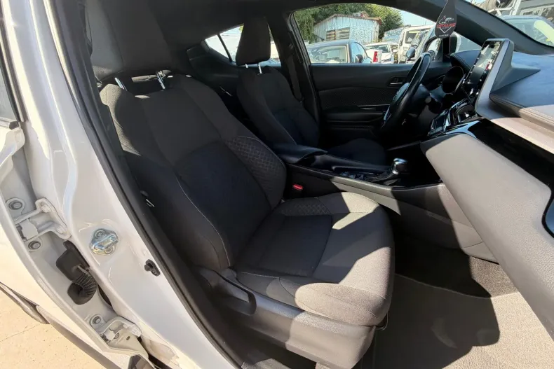 Toyota C-HR din 2021 cu 93.000 km - oferta TOY227813 - foto 15