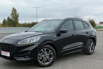 Ford Kuga din 2022 - oferta FOR227815