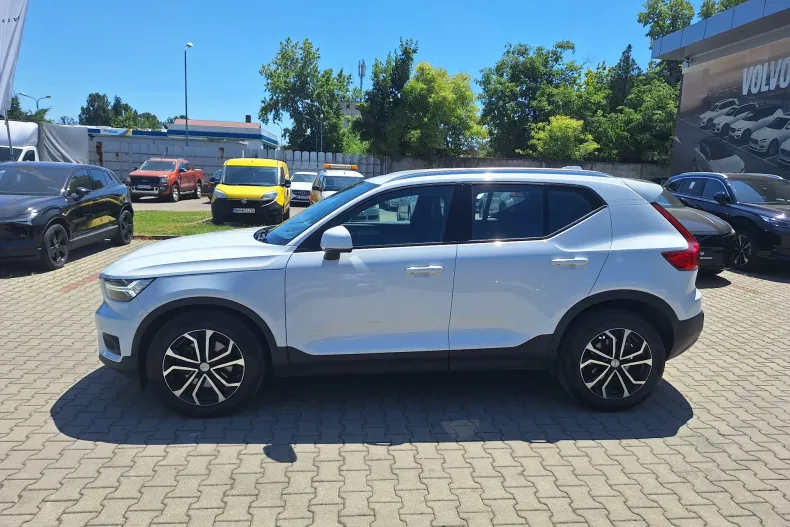 Volvo XC40 din 2020 cu 80.802 km - oferta VOL227826 - foto 8