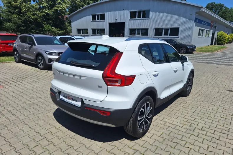 Volvo XC40 din 2020 cu 80.802 km - oferta VOL227826 - foto 13