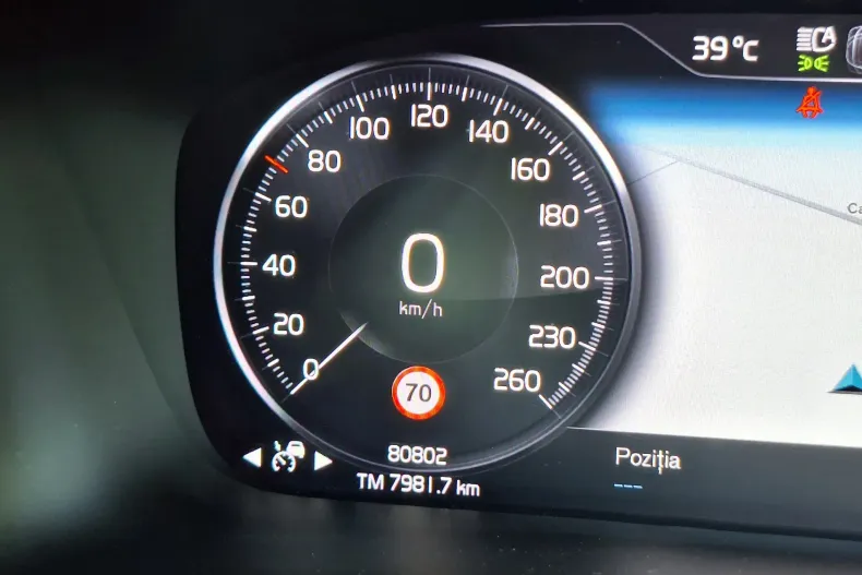 Volvo XC40 din 2020 cu 80.802 km - oferta VOL227826 - foto 22