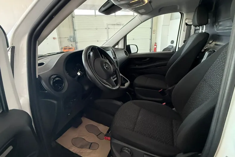 Mercedes-Benz Vito din 2021 cu 21.000 km - oferta MER227831 - foto 6
