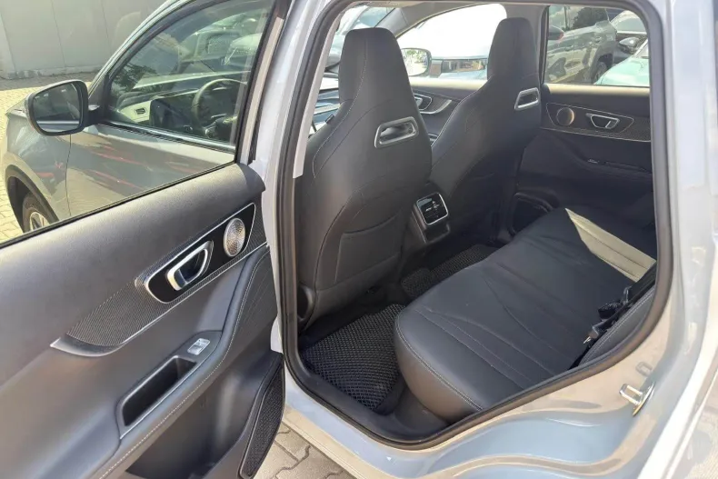 Chery Tiggo 7 din 2025 cu 6.772 km - oferta CHE227833 - foto 11