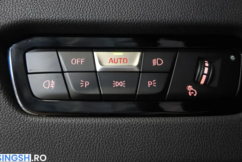 BMW 318i (Seria 3) din 2024 cu 7.800 km - oferta BMW227837 - foto 18