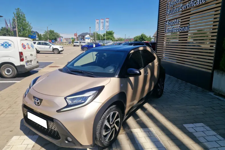 Toyota Aygo (X) din 2023 cu 46.505 km - oferta TOY227845 - foto 3