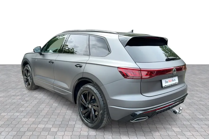 Volkswagen Touareg din 2026 cu 3.000 km - oferta VOL227865 - foto 4