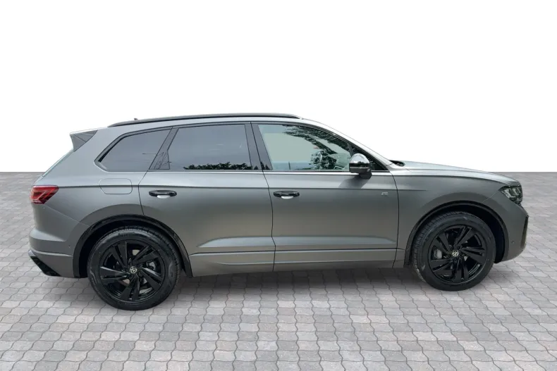 Volkswagen Touareg din 2026 cu 3.000 km - oferta VOL227865 - foto 6