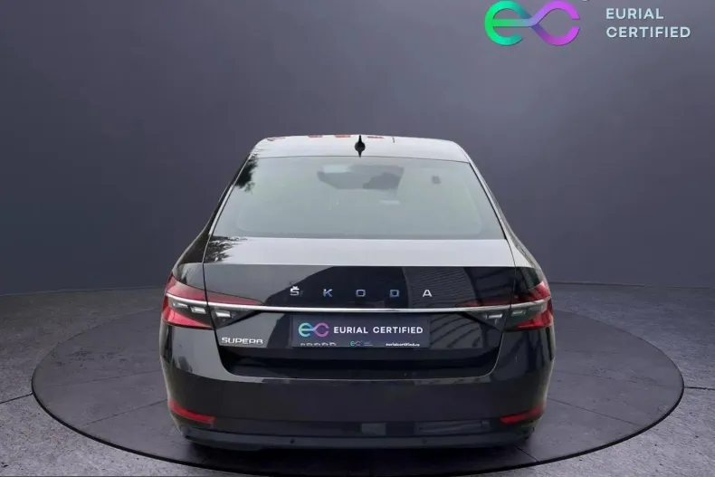 Skoda Superb din 2021 cu 82.911 km - oferta SKO227883 - foto 4