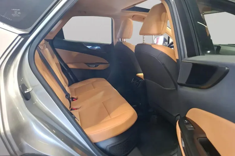 Lexus Seria NX din 2023 cu 72.894 km - oferta LEX227892 - foto 12