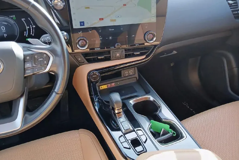 Lexus Seria NX din 2023 cu 72.894 km - oferta LEX227892 - foto 13