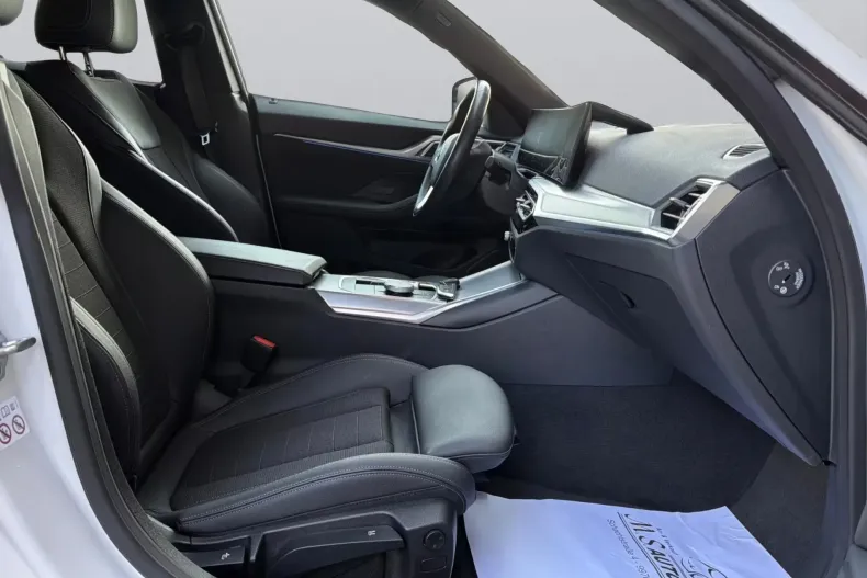 BMW i4 (Seria 4) din 2023 cu 122.700 km - oferta BMW227893 - foto 23