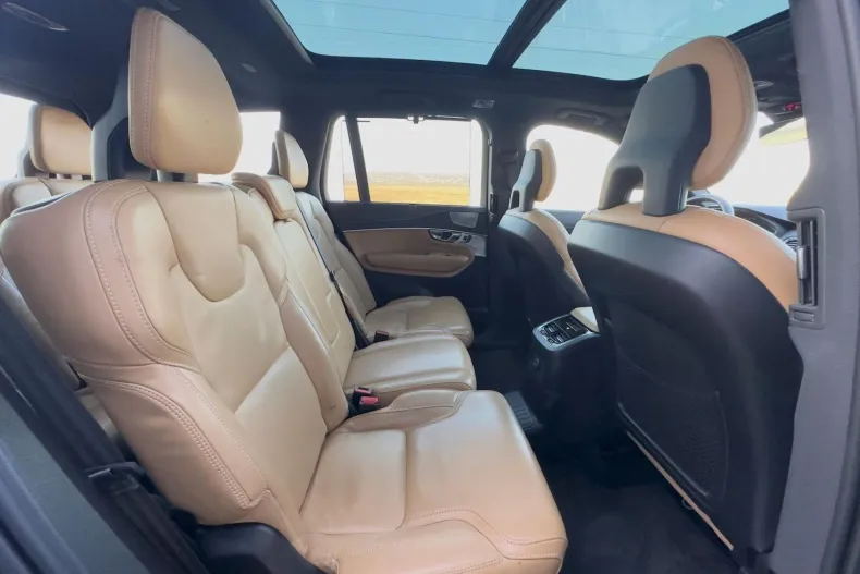 Volvo XC90 din 2021 cu 94.972 km - oferta VOL227895 - foto 19