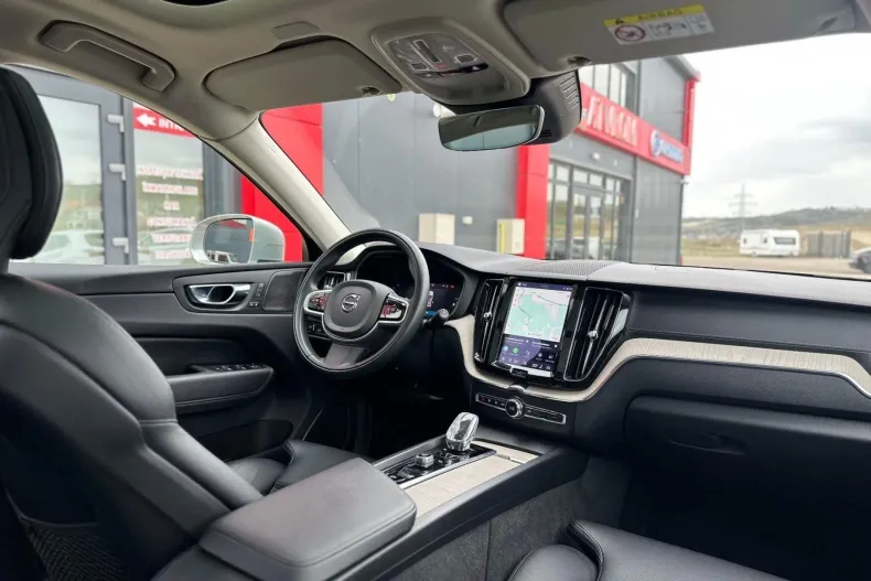 Volvo XC60 din 2021 cu 64.600 km - oferta VOL227898 - foto 21