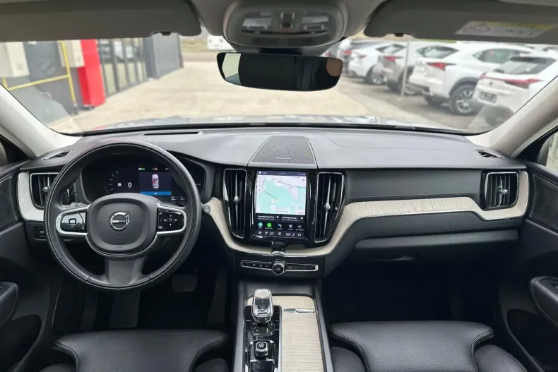 Volvo XC60 din 2021 cu 64.600 km - oferta VOL227898 - foto 24