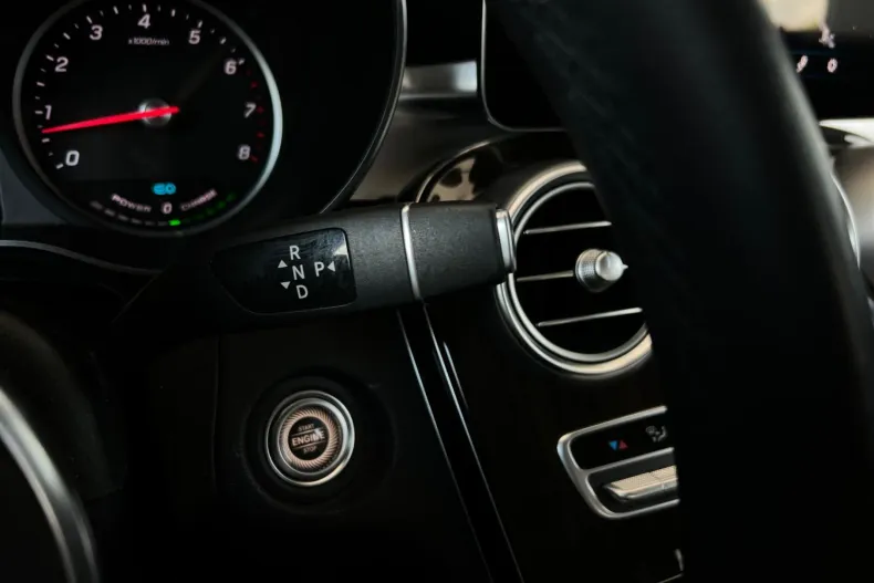 Mercedes-Benz GLC (Clasa GLC) din 2021 cu 153.356 km - oferta MER227901 - foto 18