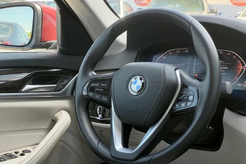 BMW 520d (Seria 5) din 2022 cu 86.816 km - oferta BMW227904 - foto 10