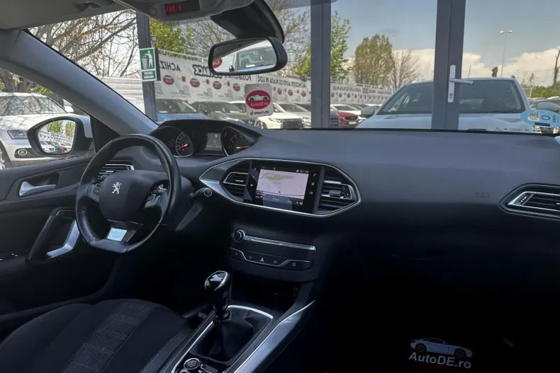 Peugeot 308 din 2021 cu 162.560 km - oferta PEU227908 - foto 6