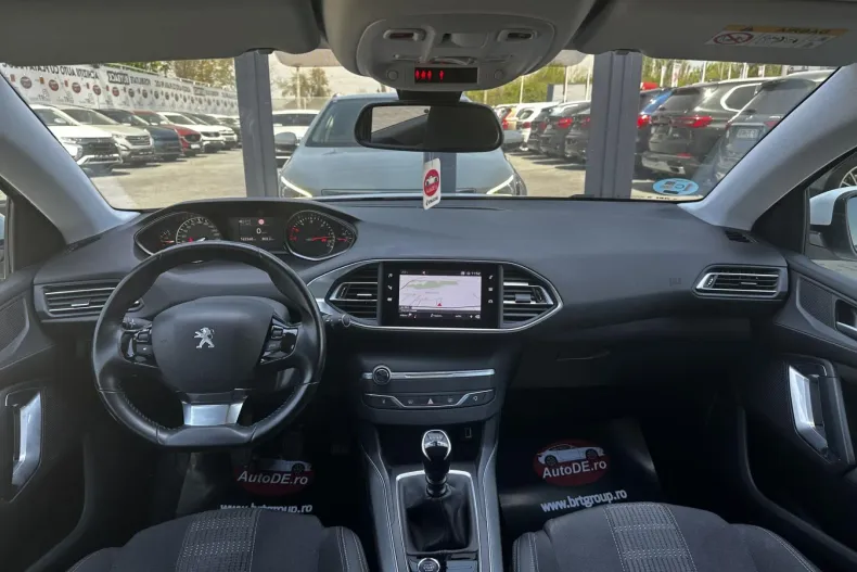 Peugeot 308 din 2021 cu 162.560 km - oferta PEU227908 - foto 8