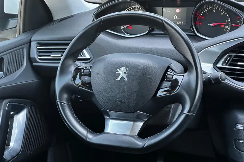 Peugeot 308 din 2021 cu 162.560 km - oferta PEU227908 - foto 10