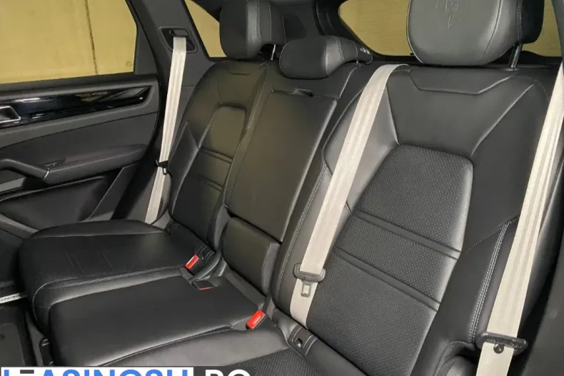 Porsche Cayenne din 2023 cu 47.829 km - oferta POR227911 - foto 15