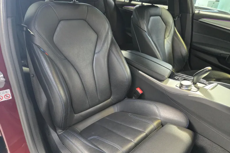 BMW 530d (Seria 5) din 2023 cu 66.100 km - oferta BMW227916 - foto 10