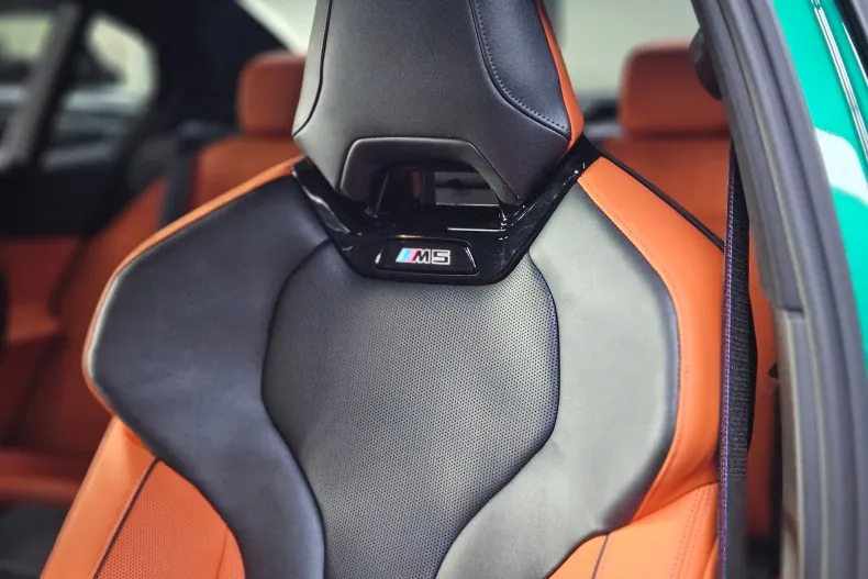 BMW M5 (Seria 5) din 2025 cu 4.100 km - oferta BMW227918 - foto 2