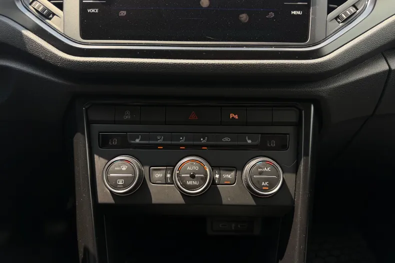 Volkswagen T-Roc din 2021 cu 86.487 km - oferta VOL227924 - foto 21