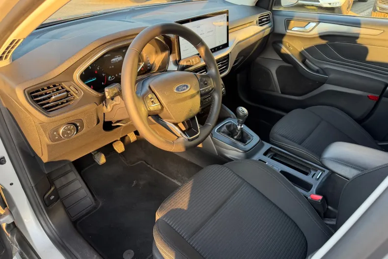 Ford Focus din 2023 cu 103.863 km - oferta FOR227927 - foto 5
