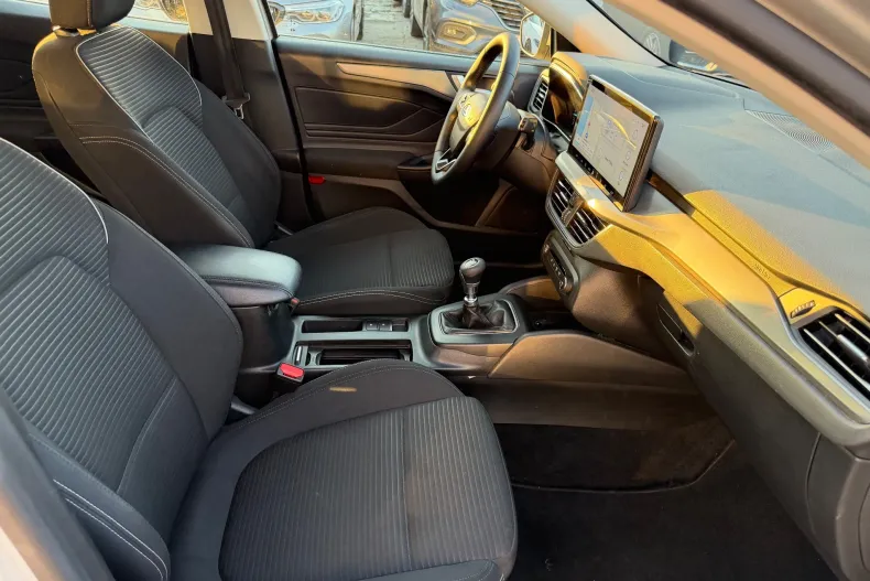 Ford Focus din 2023 cu 103.863 km - oferta FOR227927 - foto 13