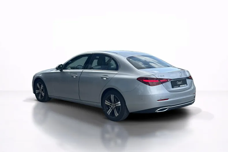 Mercedes-Benz C 180 (Clasa C) din 2026 cu 10 km - oferta MER227935 - foto 3