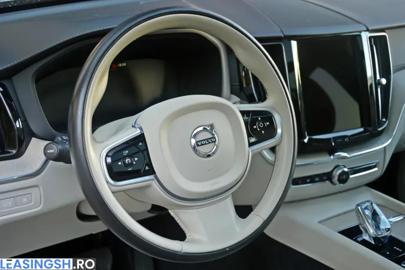Volvo XC60 din 2021 cu 157.777 km - oferta VOL227940 - foto 22