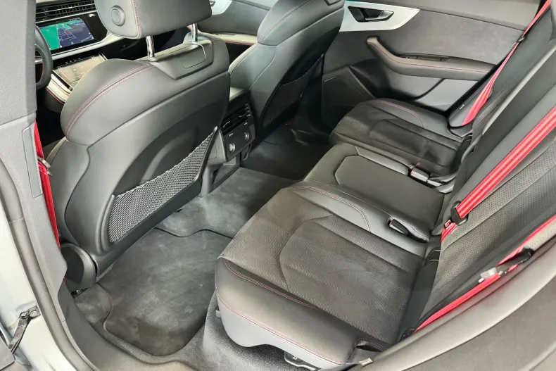 Audi Q8 din 2025 cu 19.000 km - oferta AUD227948 - foto 18