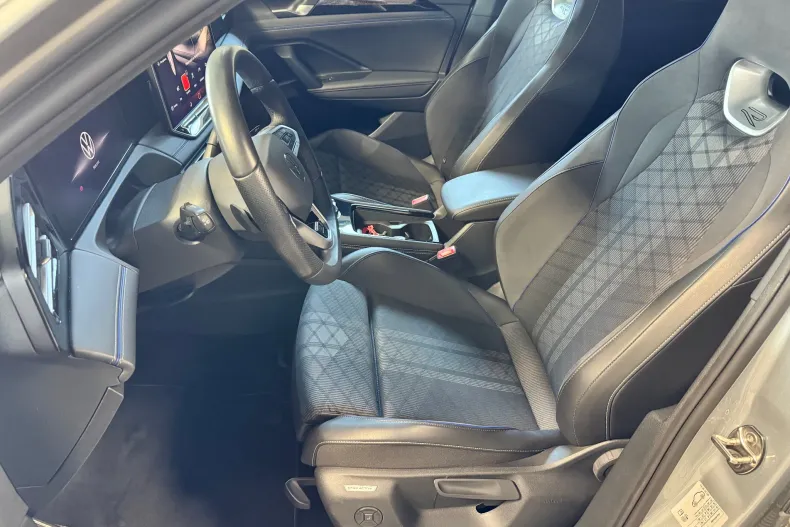 Volkswagen Tiguan din 2024 cu 44.224 km - oferta VOL227949 - foto 23