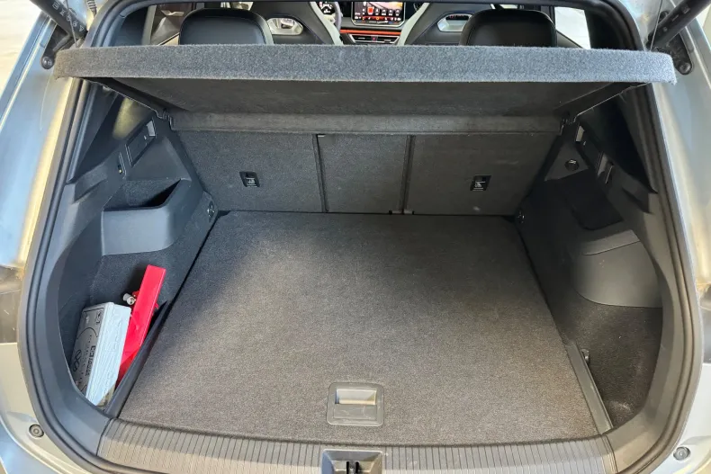 Volkswagen Tiguan din 2024 cu 44.224 km - oferta VOL227949 - foto 25