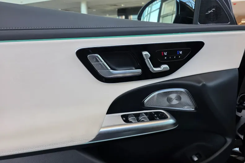 Mercedes-Benz E (Clasa E) din 2025 cu 5 km - oferta MER227950 - foto 6