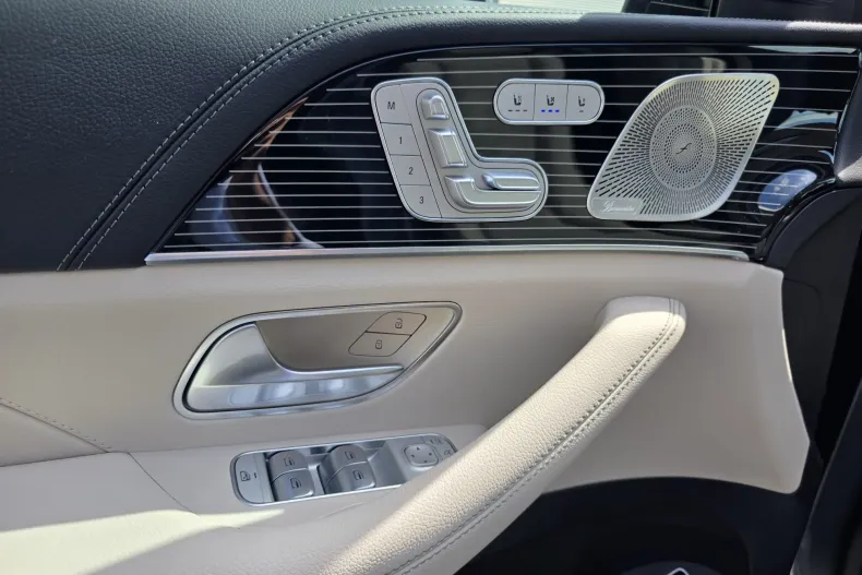 Mercedes-Benz GLE 400 (Clasa GLE) din 2026 cu 5 km - oferta MER227955 - foto 11