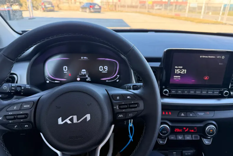 Kia Stonic din 2025 cu 600 km - oferta KIA227959 - foto 8