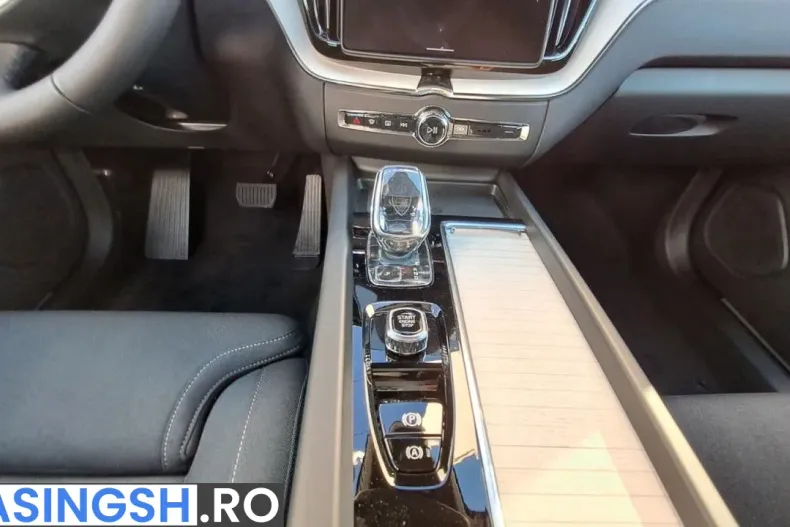 Volvo XC60 din 2026 cu 1 km - oferta VOL227963 - foto 11