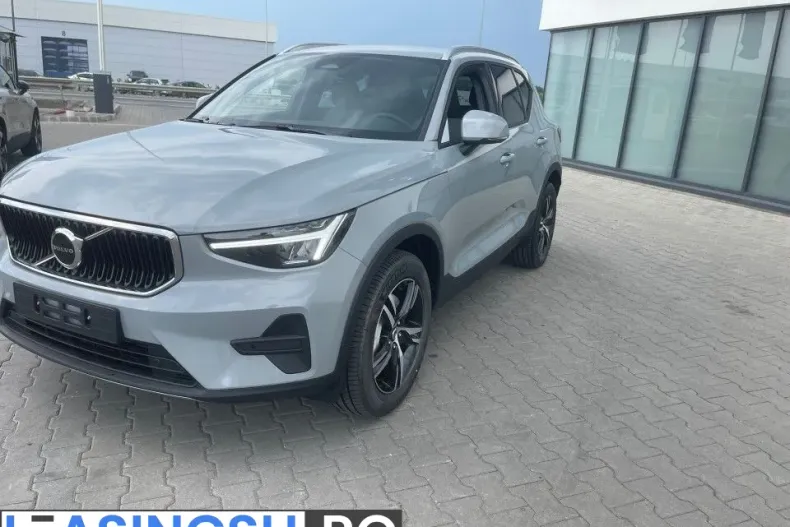 Volvo XC40 din 2025 cu 1 km - oferta VOL227965 - foto 4