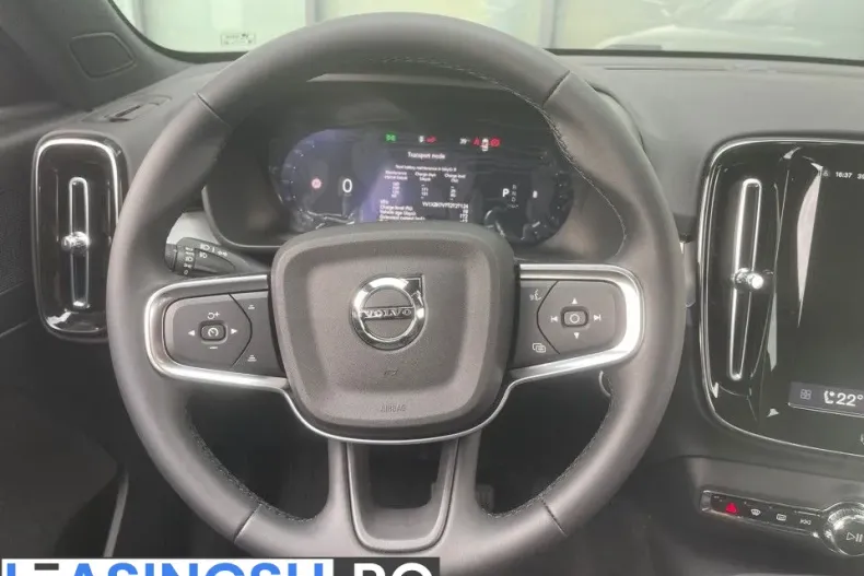 Volvo XC40 din 2025 cu 1 km - oferta VOL227965 - foto 16
