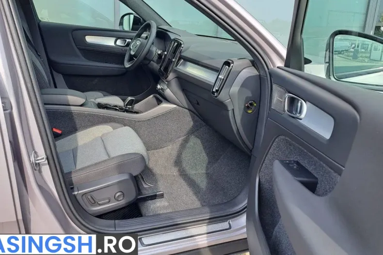 Volvo XC40 din 2026 cu 1 km - oferta VOL227966 - foto 13