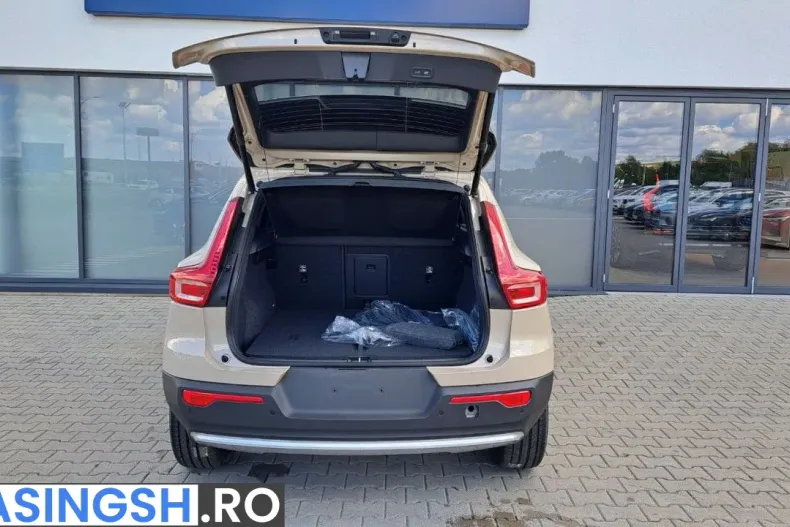 Volvo XC40 din 2025 cu 1 km - oferta VOL227967 - foto 7