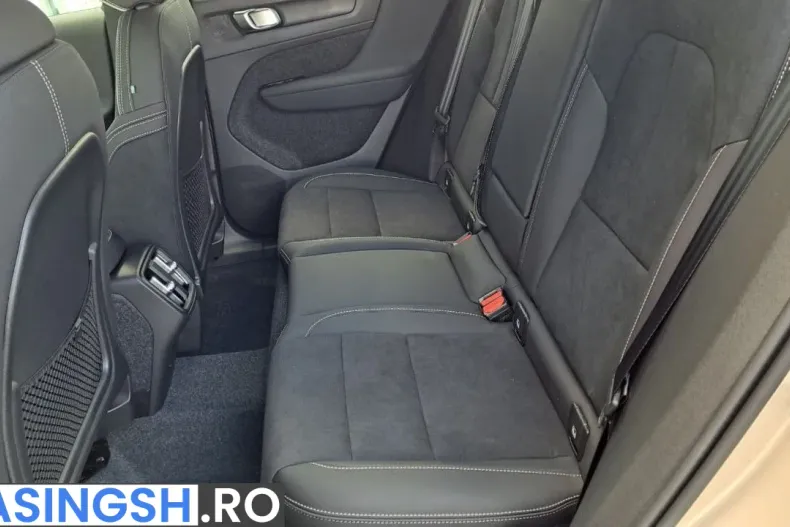 Volvo XC40 din 2025 cu 1 km - oferta VOL227967 - foto 14