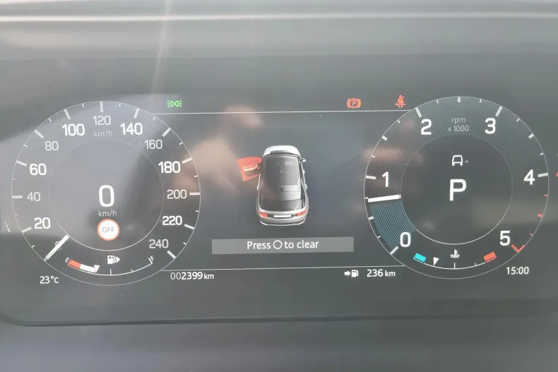 Land Rover Discovery Sport din 2024 cu 3.800 km - oferta LAN227968 - foto 10