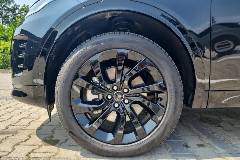 Land Rover Discovery Sport din 2024 cu 3.800 km - oferta LAN227968 - foto 13