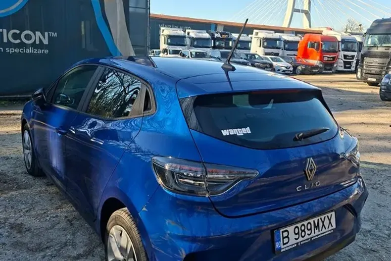 Renault Clio din 2024 cu 33.492 km - oferta REN227970 - foto 5